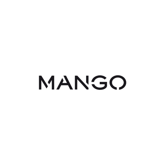Mezcla de ropa de Mango